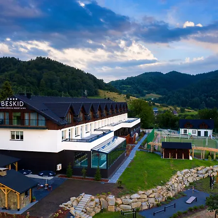 ホテル Beskid Balneo Medical & Piwniczna-Zdroj
