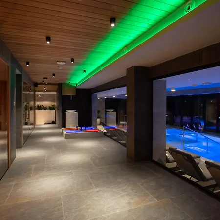 ホテル Beskid Balneo Medical & Piwniczna-Zdroj