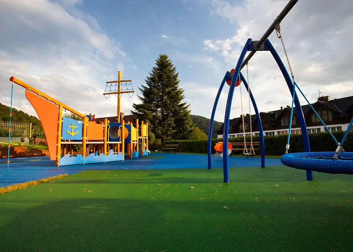 Beskid Balneo Medical & ホテル 4*